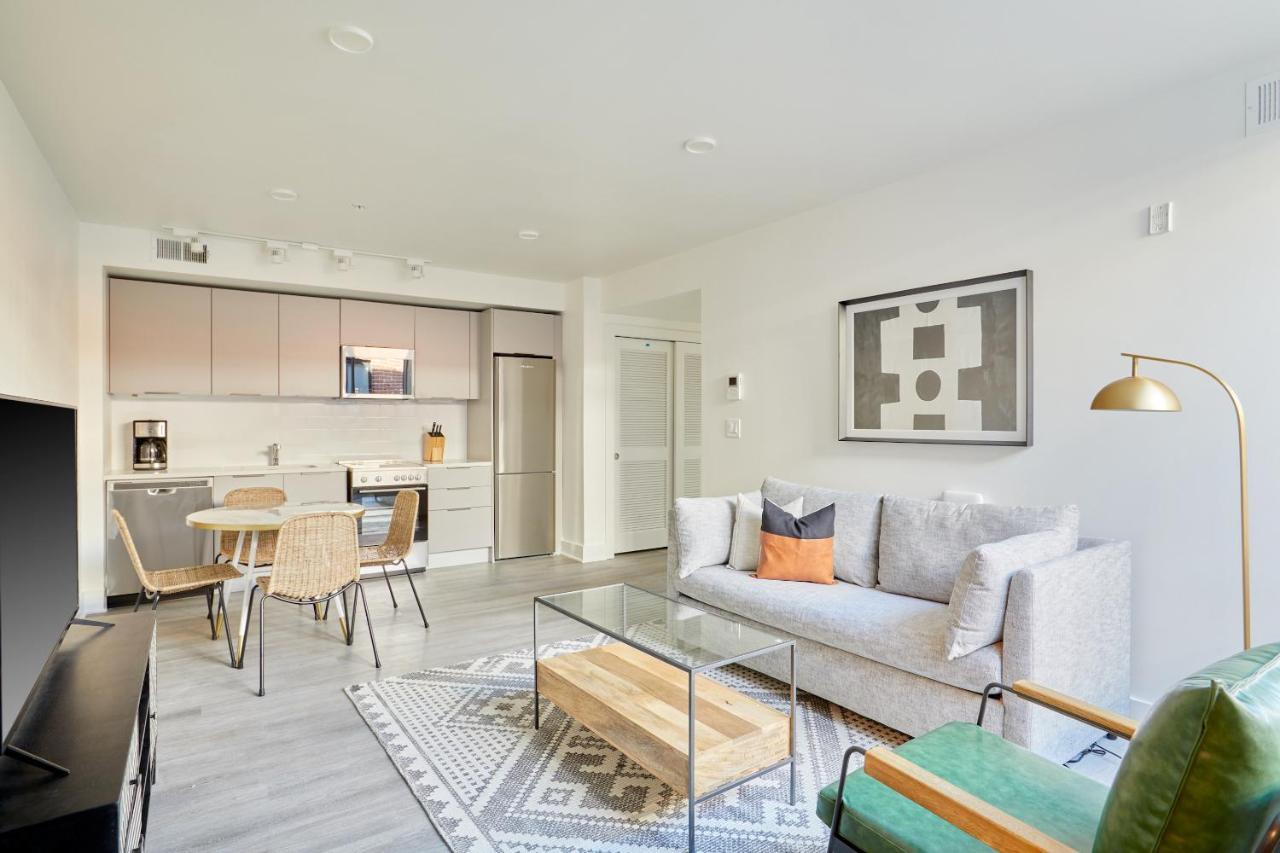 Sonder Callisto Washington Room photo